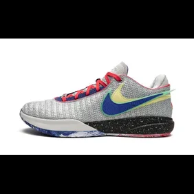 LeBron-20-22Nike-Lifer22