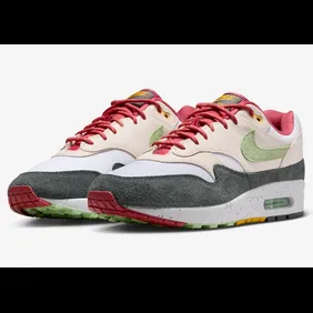 Nike-Air-Max-1-Light-Soft-Pink-Vapor-Green-Anthracite-4