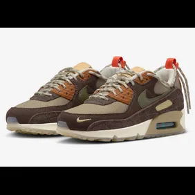 Nike-Air-Max-90-SE-Baroque-Brown-Khaki-4