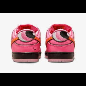 The-Powerpuff-Girls-Nike-SB-Dunk-Low-Blossom-5