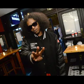 Elliott Wilson Hosts CRWN With Ab-Soul For WatchLOUD.com, Presented By vitaminwater