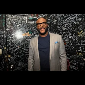 2022 Apollo Theater Spring Benefit