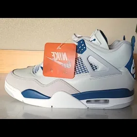 Air-Jordan-4-Military-Blue-2024-3