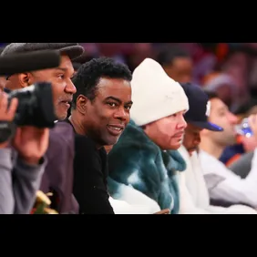 Milwaukee Bucks v New York Knicks