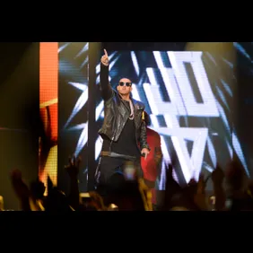 The Kingdom: Daddy Yankee Vs Don Omar Tour - New York, New York
