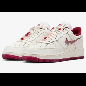 Nike-Air-Force-1-Low-Valentines-Day-2024-4