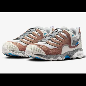 Undefeated-Nike-Air-Terra-Humara-Archaeo-Brown-4