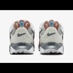 Undefeated-Nike-Air-Terra-Humara-Archaeo-Brown-5