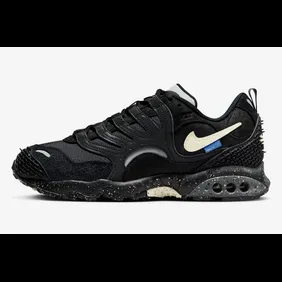 Undefeated-Nike-Air-Terra-Humara-Black