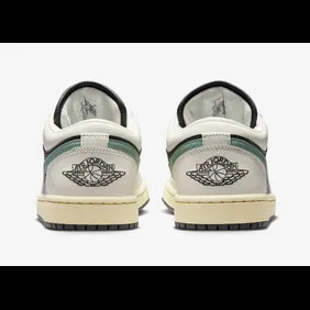 Air-Jordan-1-Low-Anthracite-Jade-Smoke3