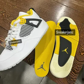 Air-Jordan-4-Vivid-Sulfur