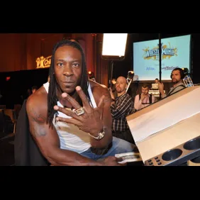 WWE's 4th Annual WrestleMania Art Exhibit &amp; Auction