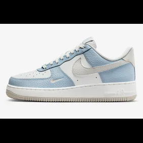 Nike-Air-Force-1-Low-Light-Armory-Blue-Light-Bone