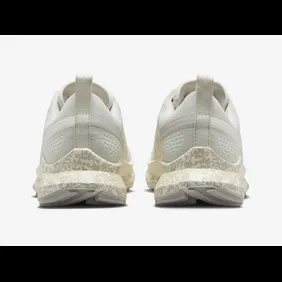 Nike-Pegasus-Trail-4-Give-Her-Flowers-FZ3778-072-5