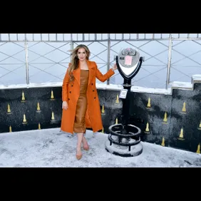 Allison Holker Boss Visits the Empire State Building