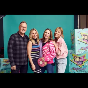 Celebrities Attend 90's Con