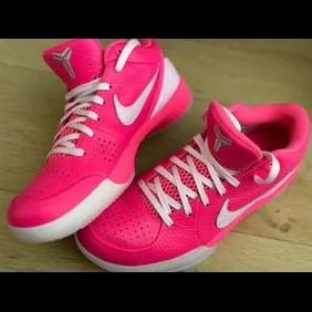 Nike-Kobe-4-Protro-Pink-Valentines-Day-2024-PE
