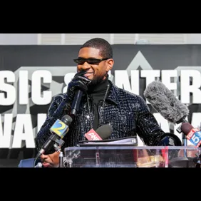 The Black Music And Entertainment Walk Of Fame Honors Usher