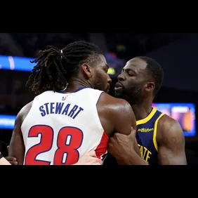 Detroit Pistons v Golden State Warriors