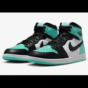 Air-Jordan-1-High-OG-Green-Glow-DZ5485-130-4