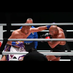 Triller Presents Mike Tyson vs Roy Jones Jr.