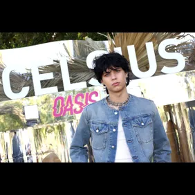 CELSIUS Oasis Vibe House