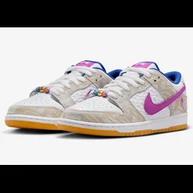 Rayssa-Leal-SB-Dunk-Low-FZ5251-001-4