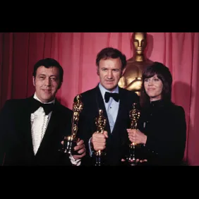 Actors Holding Oscar Awards