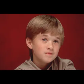Haley Joel Osment
