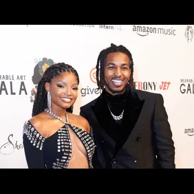 5th Annual Wearable Art Gala  Honoring Angela Bassett And Mark Bradford