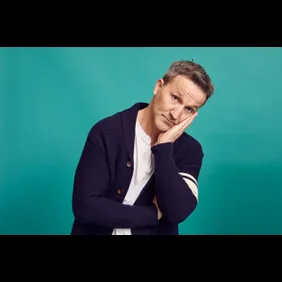 Celebrities Attend 90's Con