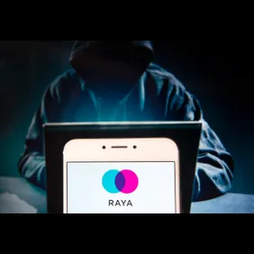 Social Media membership based community platform Raya logo