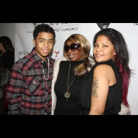 Mercedes-Benz Fashion Week Fall 2010 - Korto Momolu - Front Row And Back