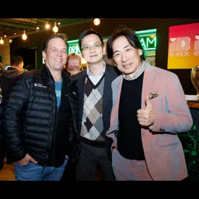 Microsoft Executives Meet with Videogame Developer Partners to Discuss Industry Trends and Explore the Xbox