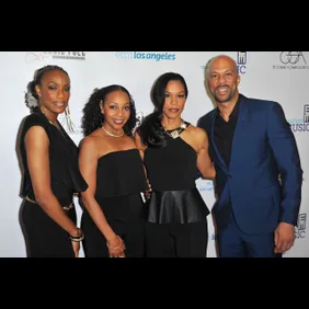 Education Through Music-Los Angeles' 10th Anniversary Benefit Gala - Arrivals