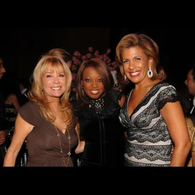 Denise Rich Hosts 2009 Angel Ball - Cocktails &amp; Show