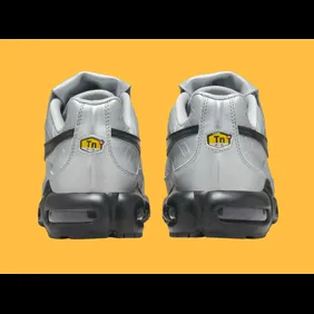 Nike-Air-Max-Plus-Tiempo-Wolf-Grey-HM6850-001-Release-Date-4