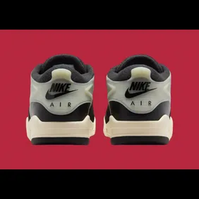 Air-Jordan-4-RM-Black-Sail-Coconut-Milk-FQ7939-006-4