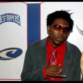 The Official Welcome Back Concert - Backstage