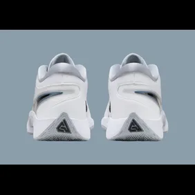 Nike-Giannis-Freak-6-White-Black-Wolf-Grey-FJ7791-102-4
