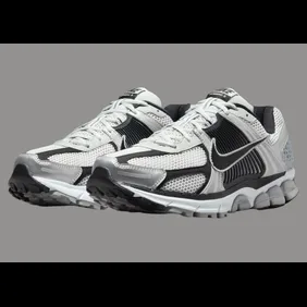 Nike-Zoom-Vomero-5-Metallic-Silver-White-Black-FJ4151-004