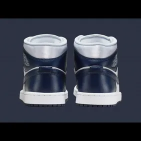 Air-Jordan-1-Mid-Football-Grey-Midnight-Navy-FZ8777-044-4