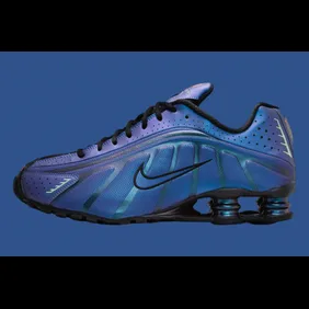 Nike-Shox-R4-Iridescent-HQ3446-001-1