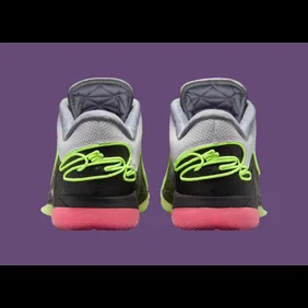 Nike-LeBron-22-Crown-Jewel-FZ1094-101-4