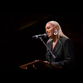 Solange Knowles Honored As 2018 Harvard Artist Of The Year
