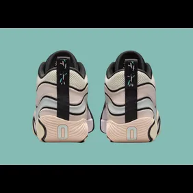 Jordan-Tatum-3-Sidewalk-Chalk-FZ6598-008-4