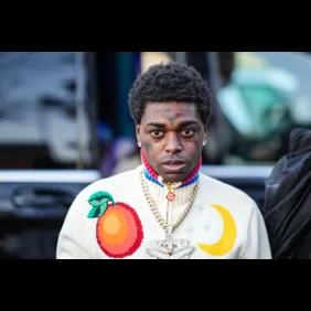 Celebrity Sightings - Paris Fashion Week - Menswear Fall Winter 2023 2024 : Day Five