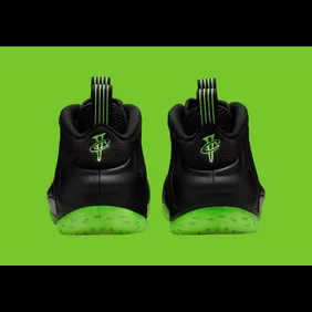 Nike-Air-Foamposite-One-Black-Volt-HF2902-001-Release-Date-4