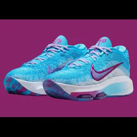 Paige-Bueckers-Nike-GT-Hustle-3-HV1946-900