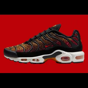 Swarovski-Nike-Air-Max-Plus-Sunset-FZ9042-001-1
